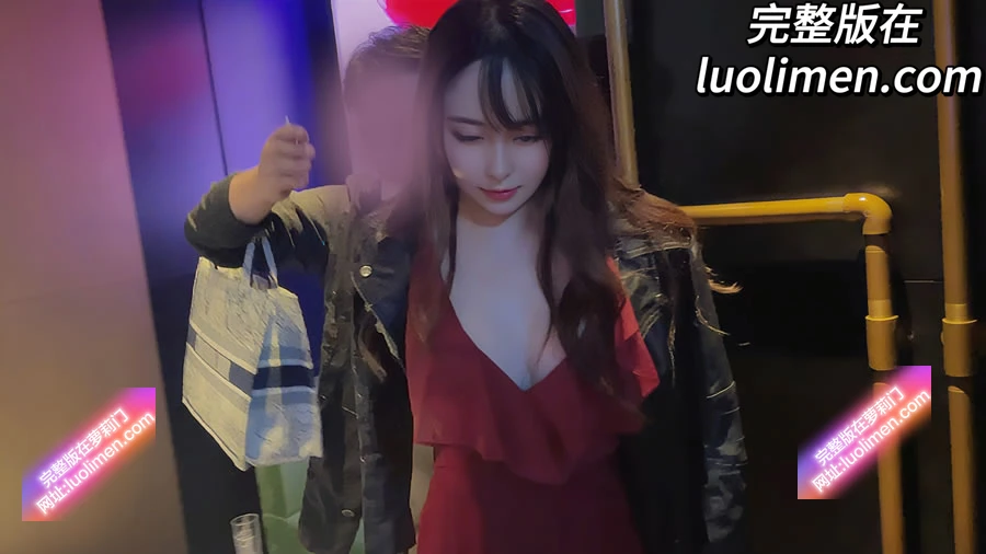 图片[4]-怪兽17期 – 酒吧搭讪！艳遇明星级SSS爆美女！-反差网
