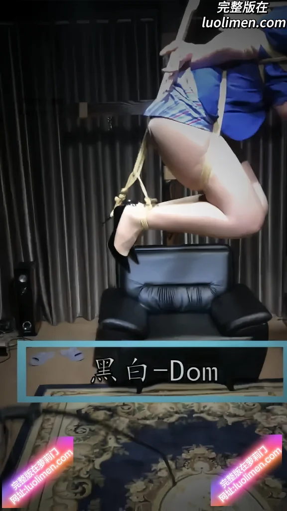 图片[25]-推特黑白dom老Zz 最新私拍合集 极限SM调教萝莉御姐人妻教师母狗 捆绑鞭打灌肠舔脚多场景-反差网
