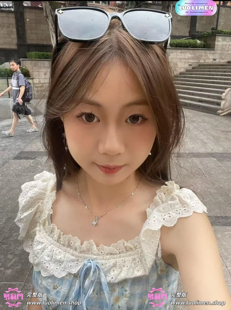 图片[9]-高颜值美眉露脸性爱自拍 被男友疯狂调教深喉 渔网情趣制服-反差网